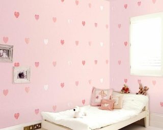 Lựa Chọn Giấy Dán Tường Hay Sơn Tường Tại Tphcm