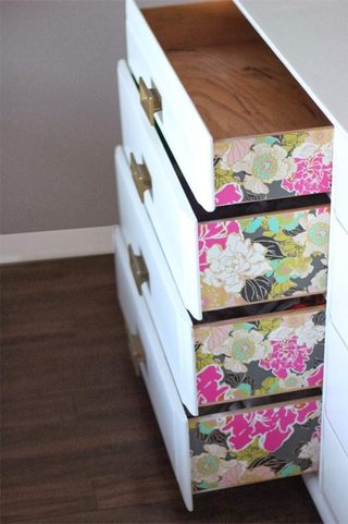 Trang trí giấy dán tường chỉ với 5 cách đơn giản