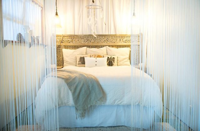 50 phòng ngủ khác nhau - Trang trí từ giấy dán tường